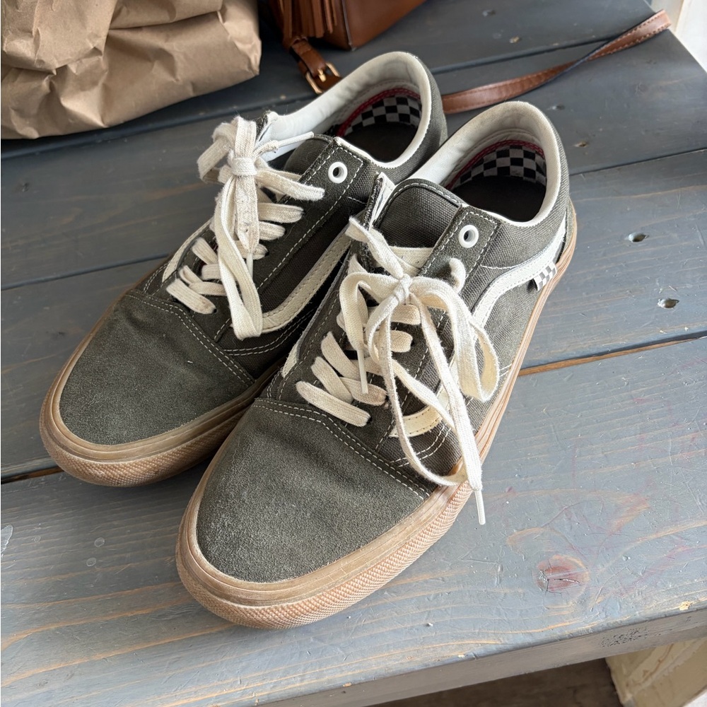 Men’s Vans Sneakers in Olive Green with White Stripe